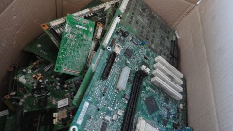 主機板與顯示卡